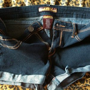 Size 13 2BW/U jegging jeans shorts "hot pants"